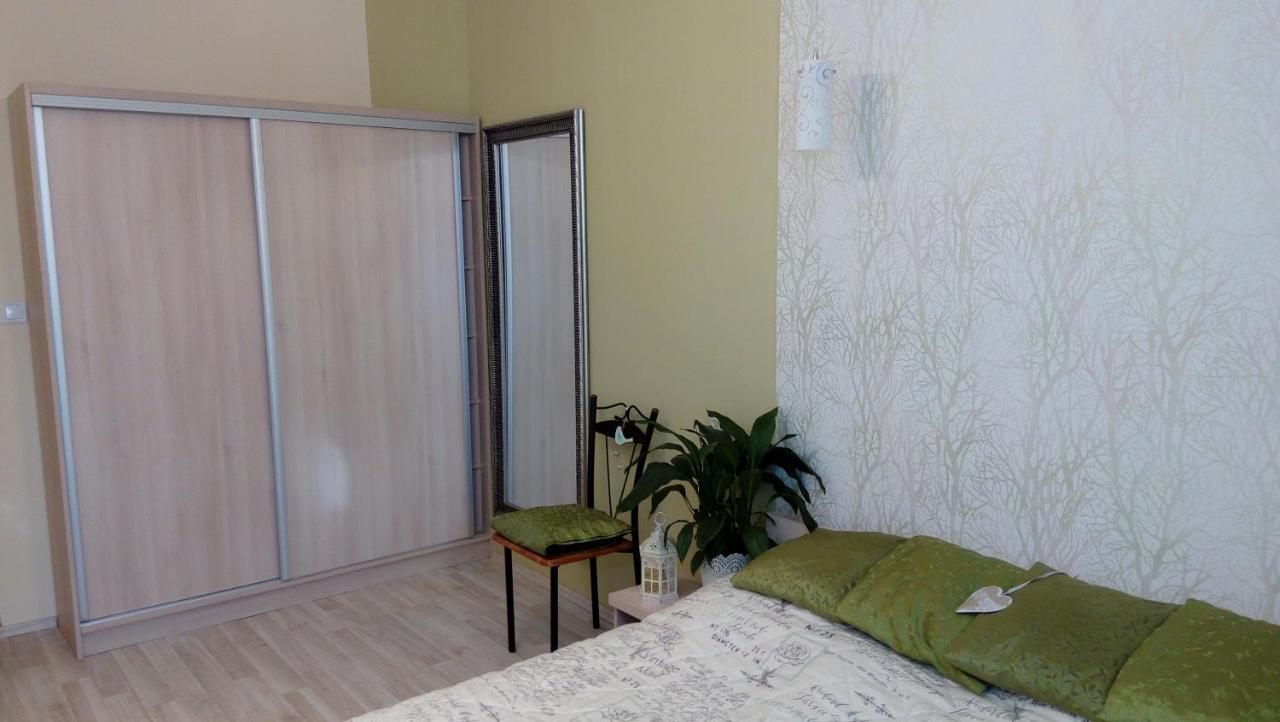 Diana Apartmanhaz เคสเท ภายนอก รูปภาพ